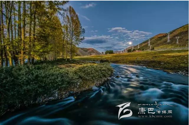 新都橋，正在打開最美時(shí)光,我在這里等你......