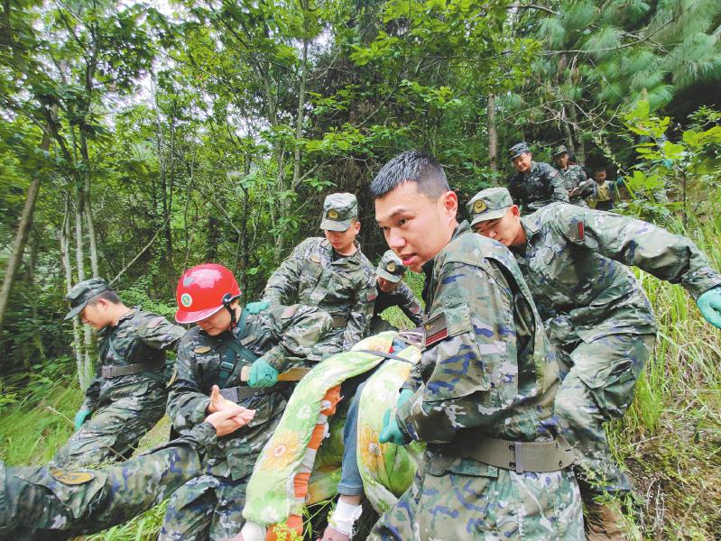 9月6日，武警.jpg